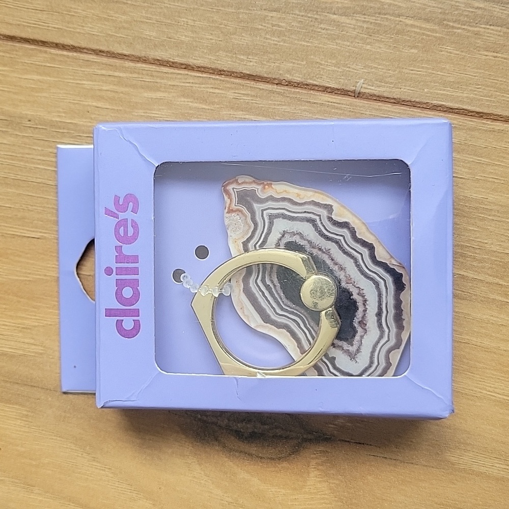 NWT Claire's Phone Ring Holder